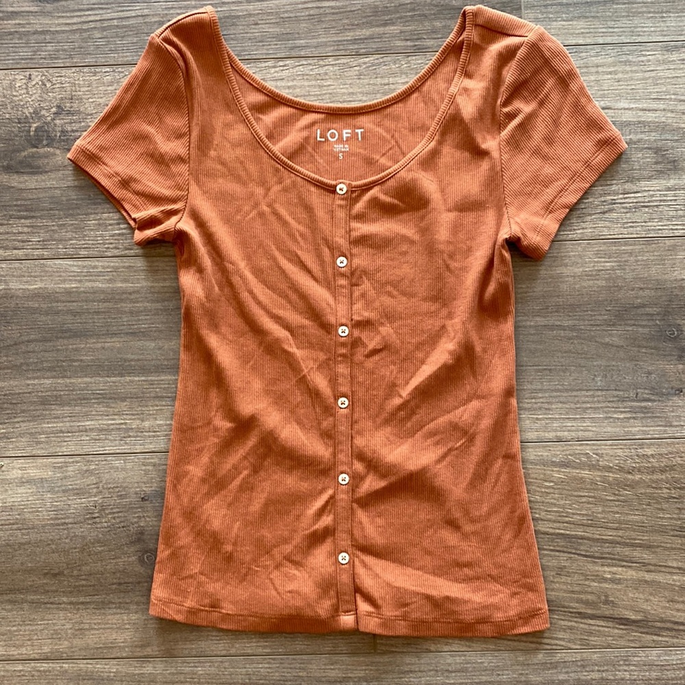 Loft button t-shirt
